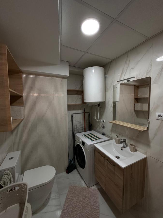 Dow Apartments - Luxury 13Th Floor, Parking Σκόπια Εξωτερικό φωτογραφία